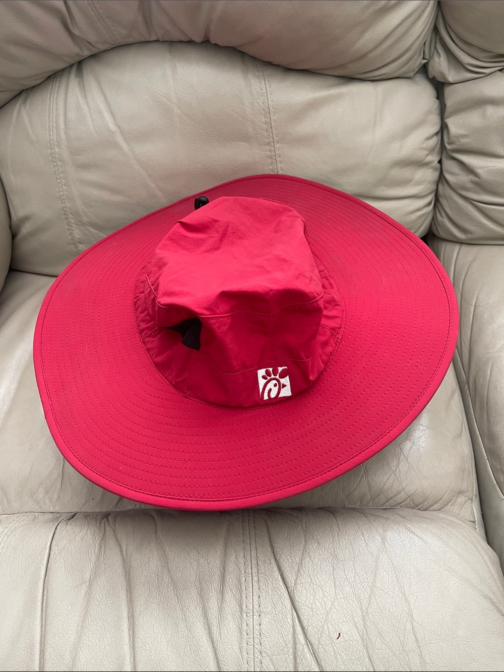 Chick Fil A Bucket Hat Team Member Red Sun Boonie One Size Hat